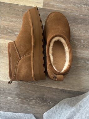 BearPaw Women's Chestnut Suede Winter Boots